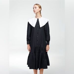 Reserved Black Midi Dress With White decorative Collar Size Xs